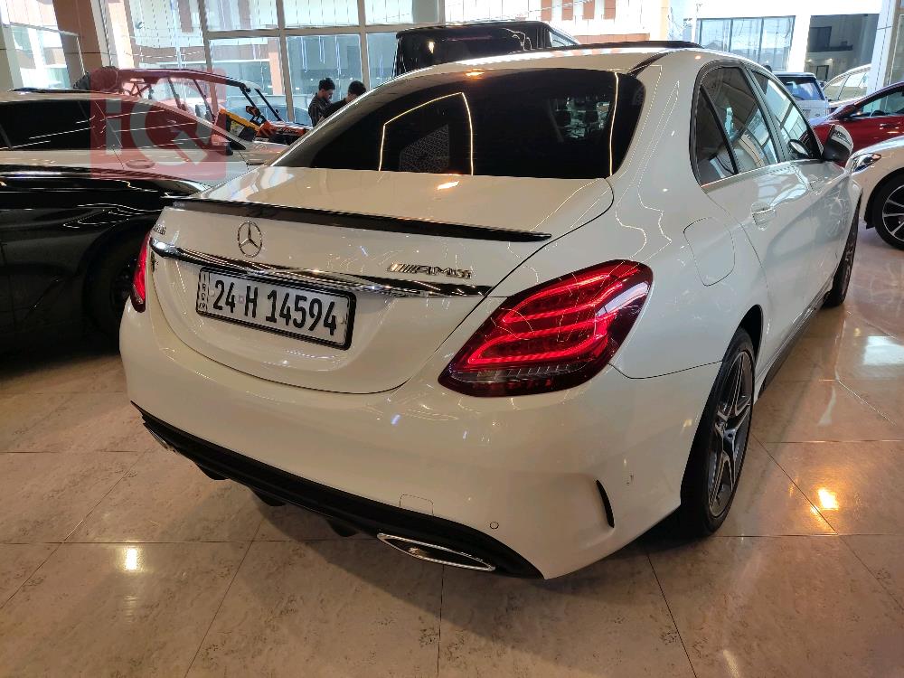 Mercedes-Benz C-Class